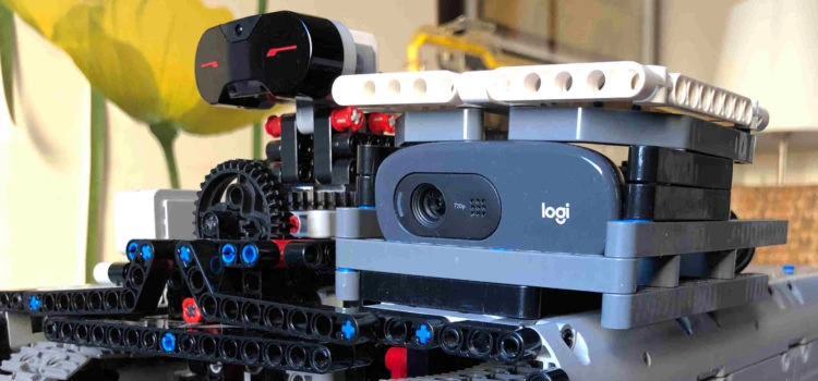Ev3 Tracked Explorer Mark II is ready!