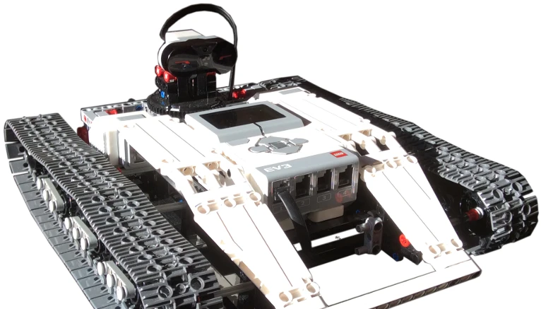 Latest pictures of the Ev3 Tracked Explor3r vehicle
